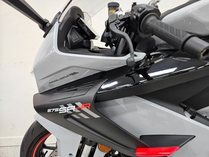 2025 CFMOTO 2025 CF Moto 675CC 675SR-R ABS Road TUNDRA GREY
