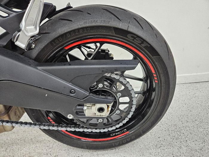 2025 CFMOTO 2025 CF Moto 675CC 675SR-R ABS Road TUNDRA GREY