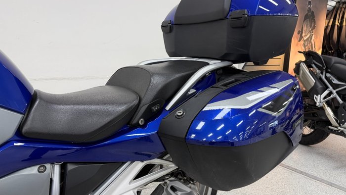 2015 BMW Motorrad R1200 RT GREY