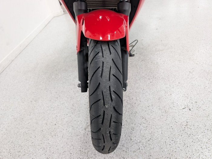 2015 Honda CBR300R Red
