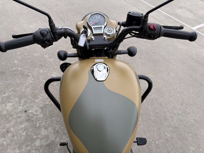 2025 Royal Enfield CLASSIC 350 SIGNALS CAMO
