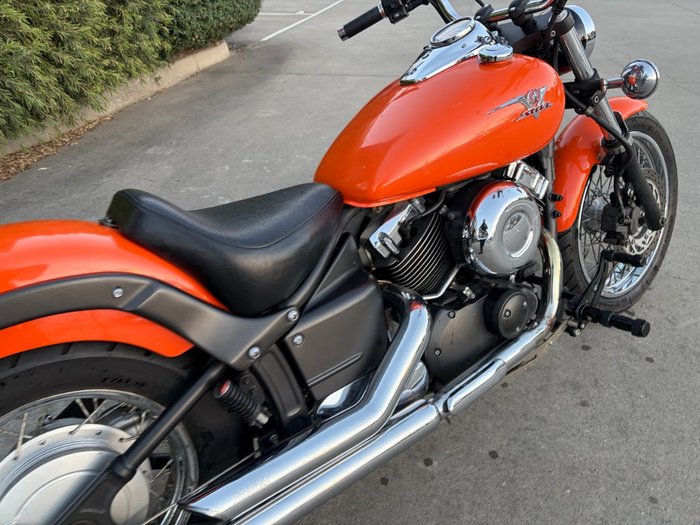2006 Yamaha XVS650 V-STAR CUSTOM Orange