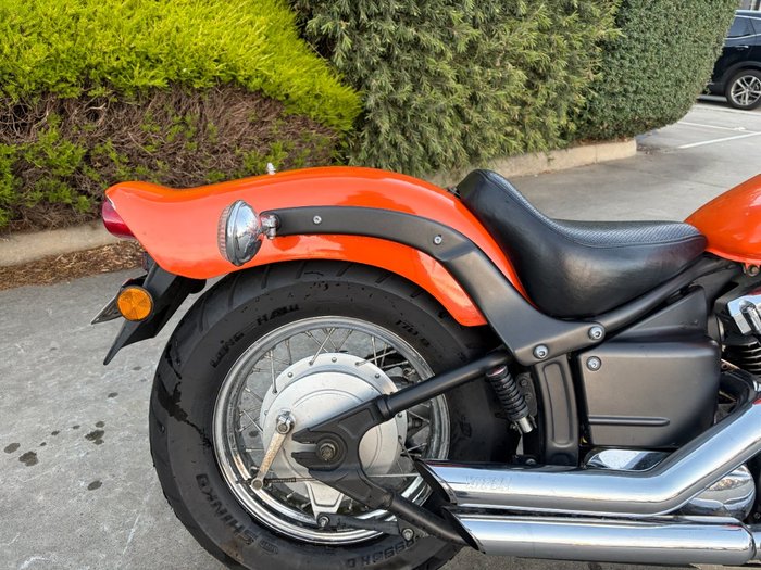 2006 Yamaha XVS650 V-STAR CUSTOM Orange