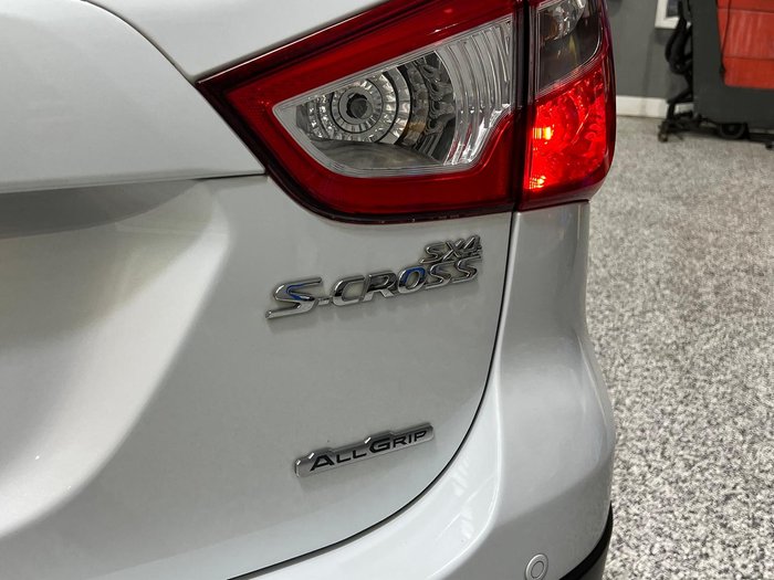 2015 Suzuki S-Cross GLX Prestige