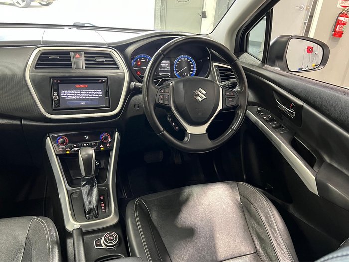 2015 Suzuki S-Cross GLX Prestige