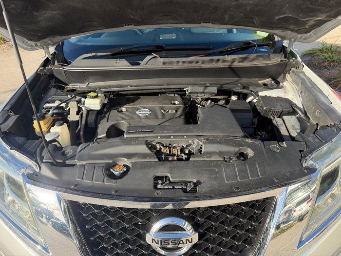 2013 Nissan Pathfinder ST R52 MY14 4X4 On Demand Brilliant Silver