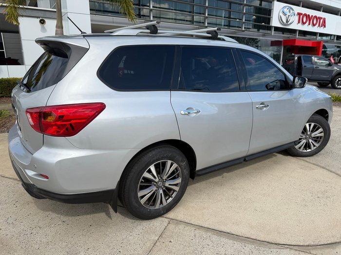 2018 Nissan Pathfinder ST