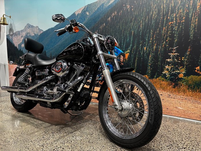 2013 Harley-Davidson Dyna Super Glide Custom 1584 (FXDC)