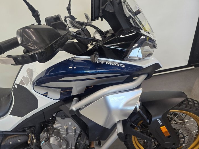 2023 CFMOTO MT TOURING NEBULA WHITE