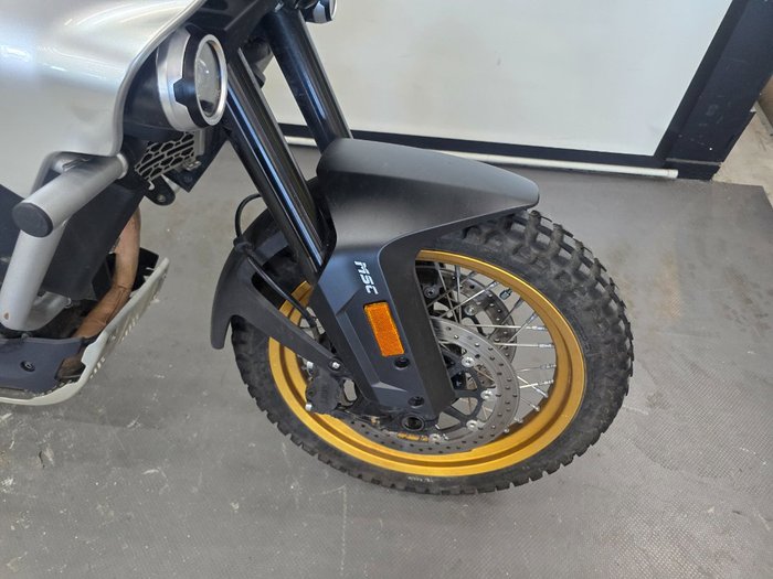 2023 CFMOTO MT TOURING NEBULA WHITE