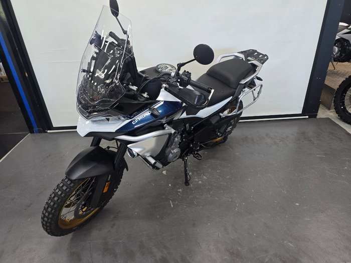 2023 CFMOTO MT TOURING NEBULA WHITE