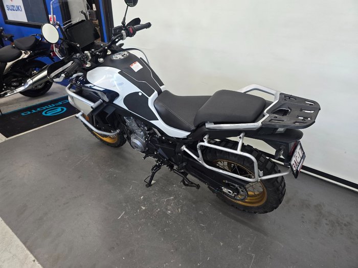 2023 CFMOTO MT TOURING NEBULA WHITE