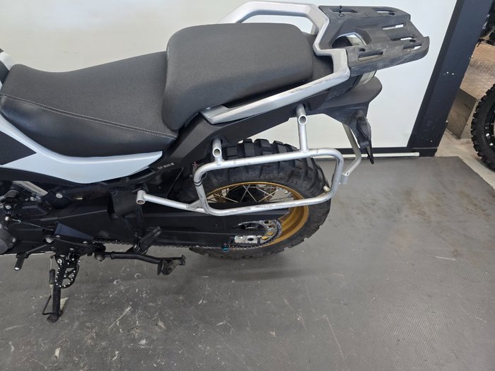 2023 CFMOTO MT TOURING NEBULA WHITE
