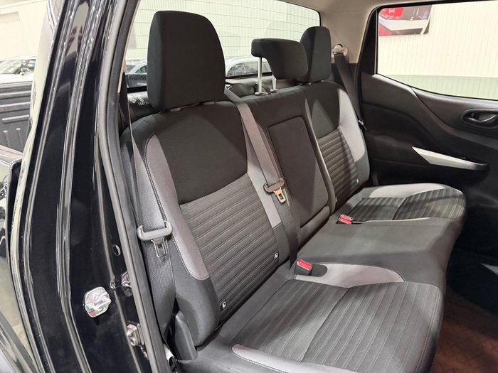 2023 Nissan Navara SL Warrior