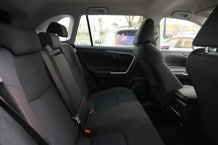 2024 Toyota RAV4 GX