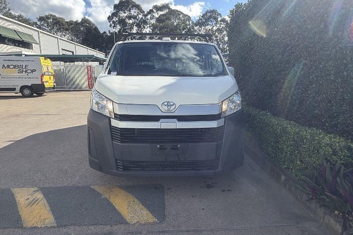 2022 Toyota Hiace