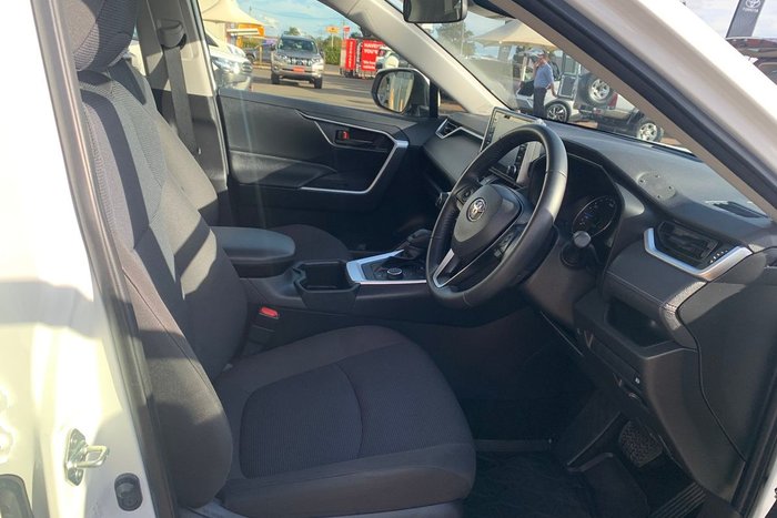 2022 Toyota RAV4 GX