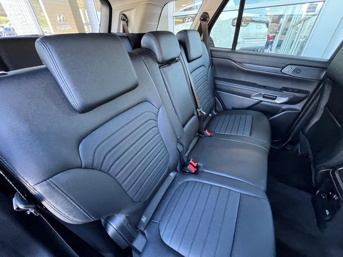 2025 Ford Everest Sport