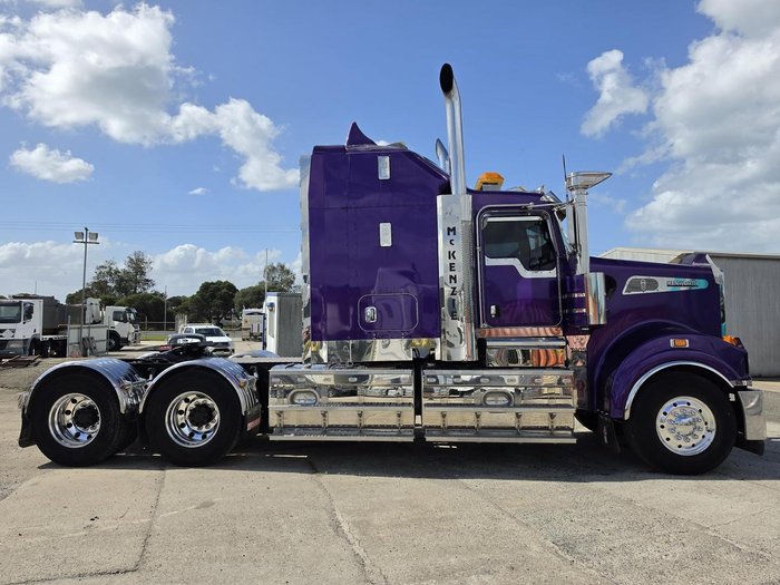 2013 Kenworth T909