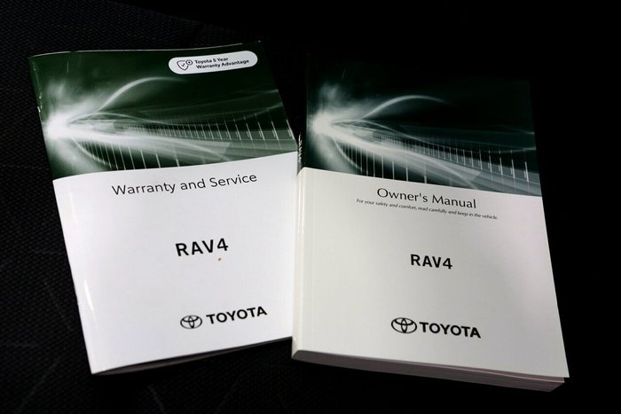 2022 Toyota RAV4 GXL