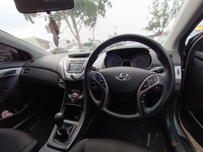 2013 Hyundai Elantra Active