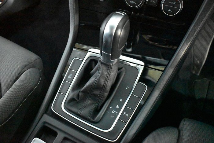 2015 Volkswagen Golf 103TSI Highline