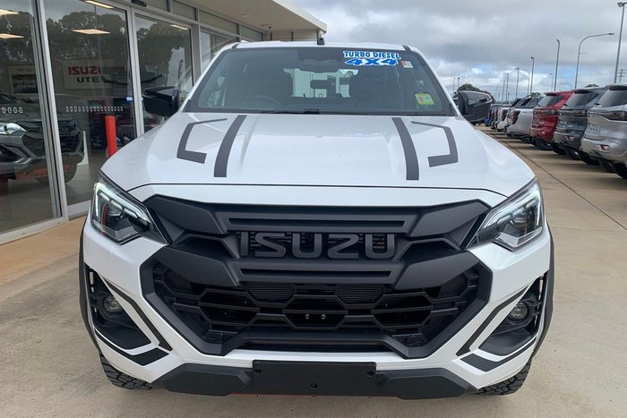 2025 Isuzu D-MAX BLADE