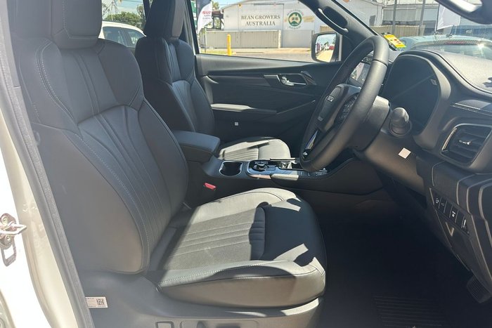2025 Isuzu MU-X LS-T