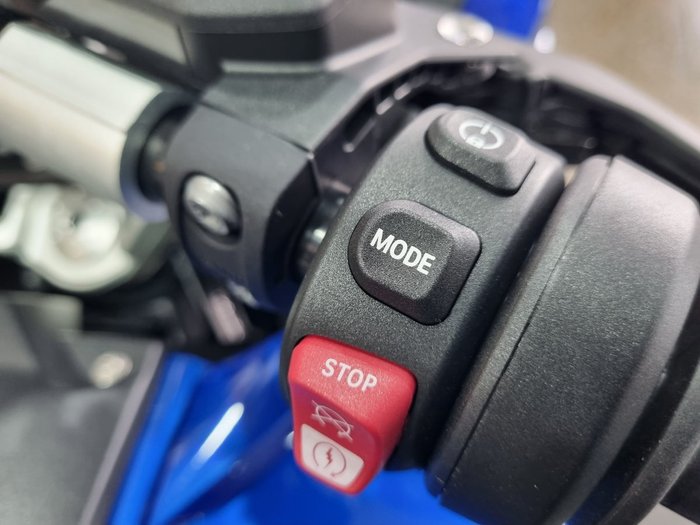 2026 BMW Motorrad R 1300 RS RACINGBLUE METALLIC