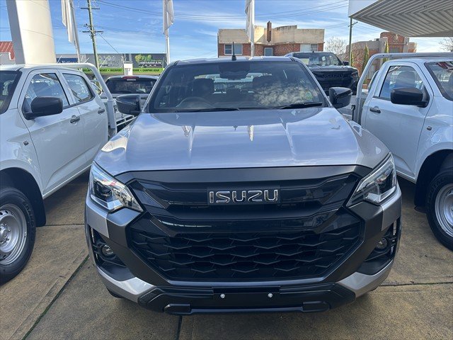 2026 ISUZU D-MAX LS-M XR