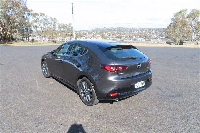 2022 Mazda 3 G20 Touring