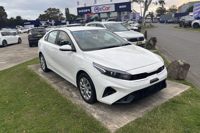 2024 KIA CERATO