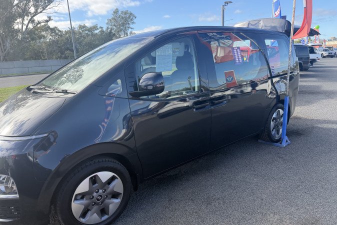 2021 HYUNDAI STARIA