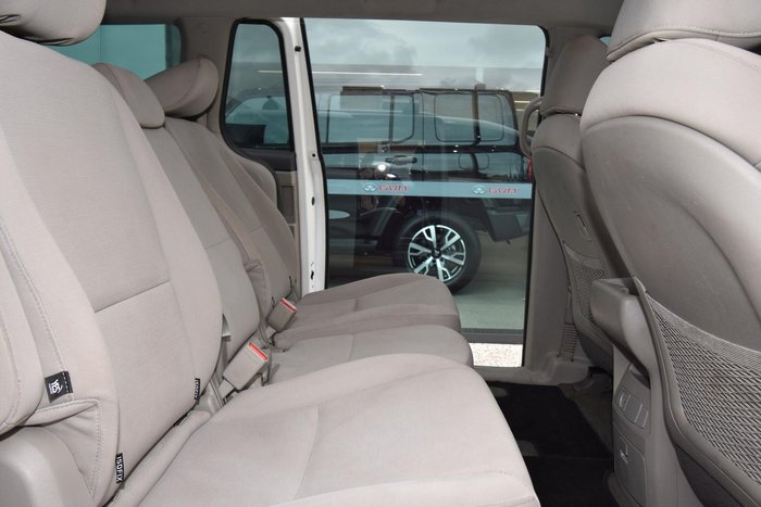 2017 Kia Carnival S