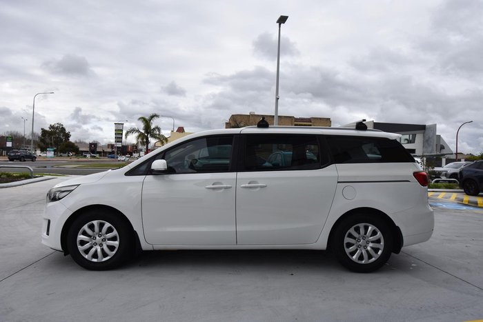 2017 Kia Carnival S