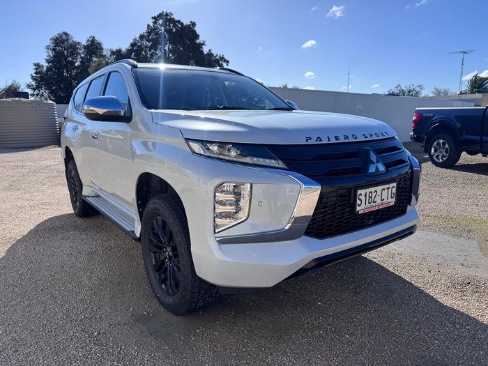 2022 Mitsubishi Pajero Sport