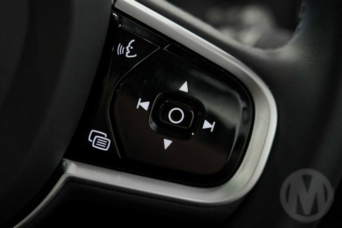 2025 Volvo XC90 Ultra B5 Bright