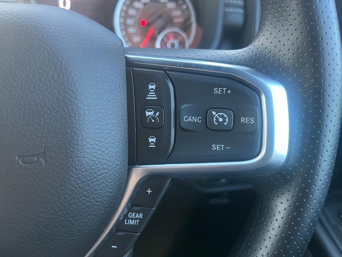 2026 RAM 1500 Express Black Edition Hurricane SO