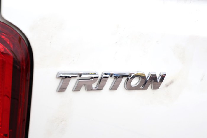 2022 Mitsubishi Triton GLX-R