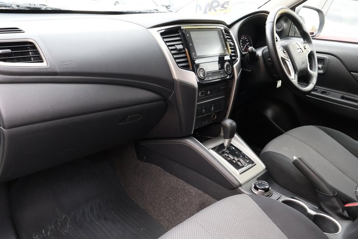 2022 Mitsubishi Triton GLX-R