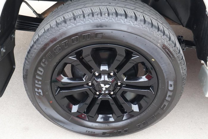 2022 Mitsubishi Triton GLX-R