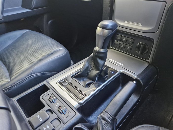 2019 Toyota Landcruiser Prado VX