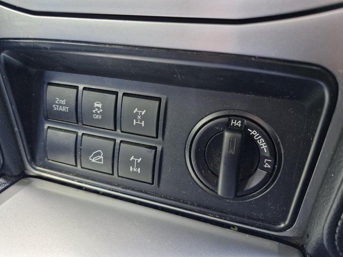 2019 Toyota Landcruiser Prado VX