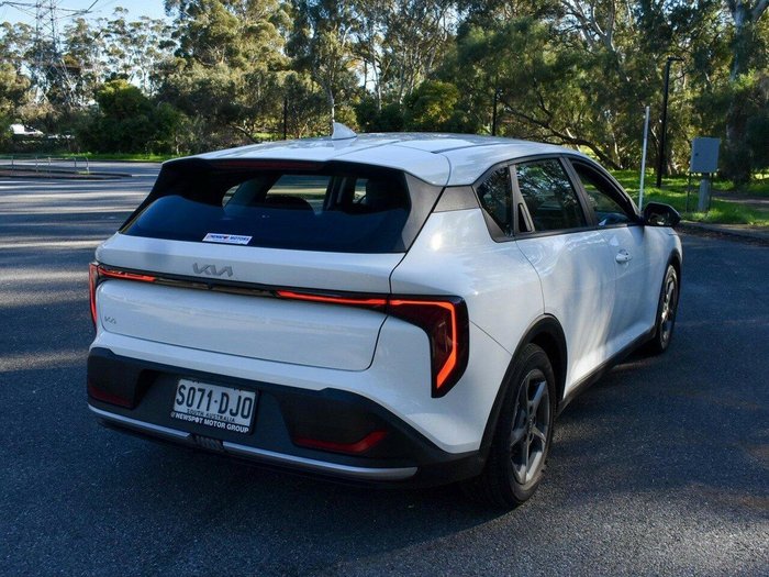 2025 Kia K4 S