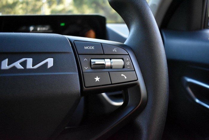 2025 Kia K4 S
