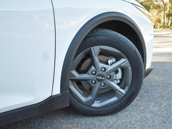 2025 Kia K4 S