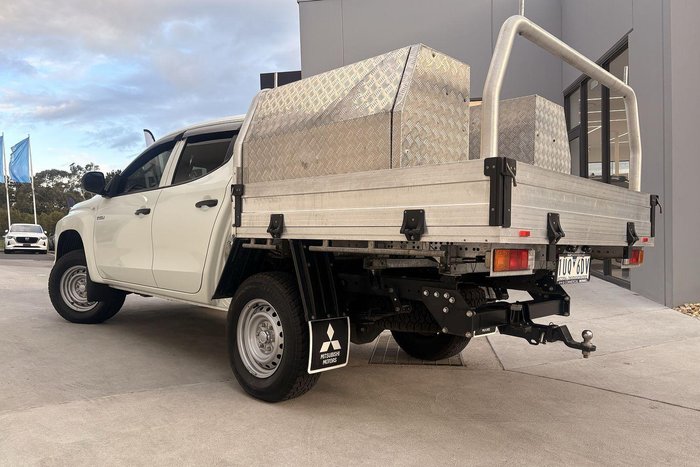 2021 Mitsubishi Triton GLX