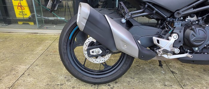 2025 CFMOTO 450 NK NEBULA BLACK