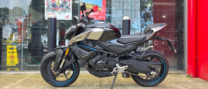 2025 CFMOTO 450 NK NEBULA BLACK
