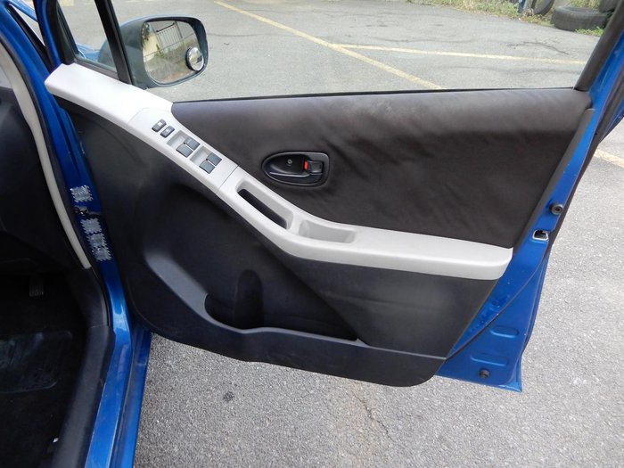 2006 Toyota Yaris YRS
